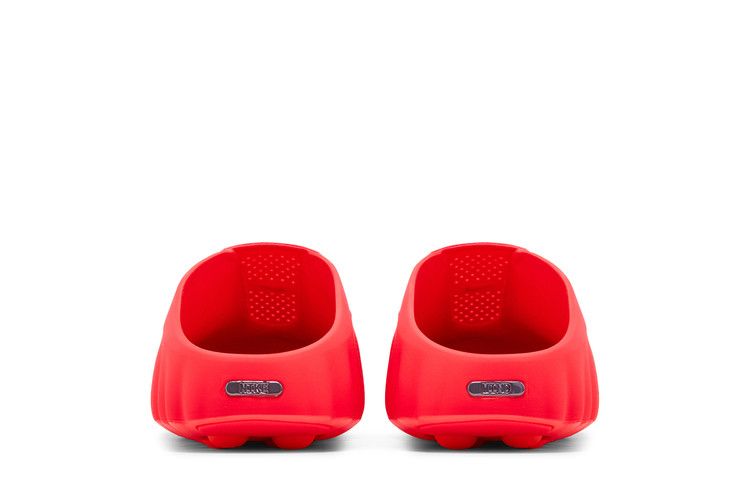 Nike Mind 001 Solar Red
