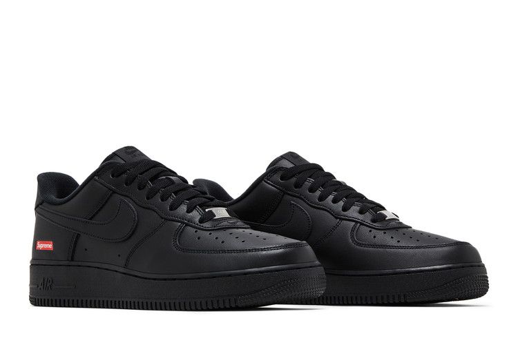 Nike Air Force 1 Low Supreme Black