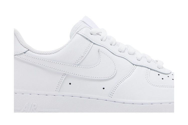 Nike Air Force 1 '07 Triple White